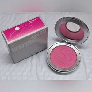 r.e.m. beauty Blush
